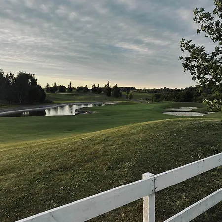 Nowy Na Polu Golfowym Paczoltowice