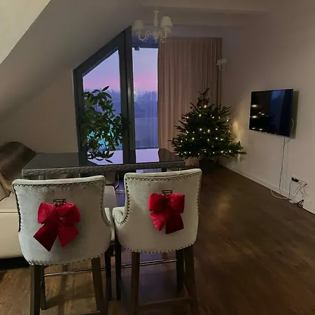Nowy Na Polu Golfowym Apartment